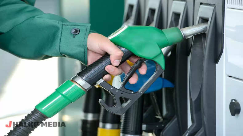 Petrol-Diesel Price: दिल्ली, राजस्थान, यूपी समेत हरियाणा में पेट्रोल डीजल की कीमतों में राहत, चेक करें ताज़ा दाम 